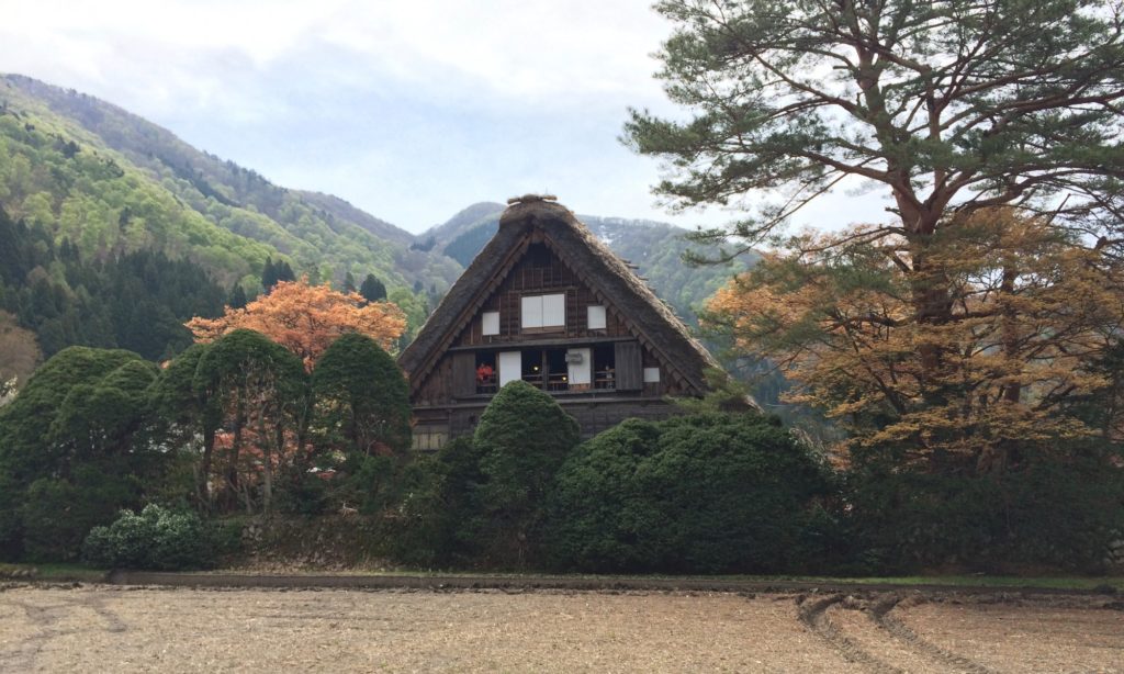 観光体験】世界遺産の里、白川郷で絶対にするべき5つのこと  Pokke 